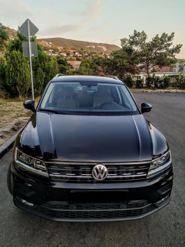 SUV   Volkswagen Tiguan 2017 , 1530000 , 