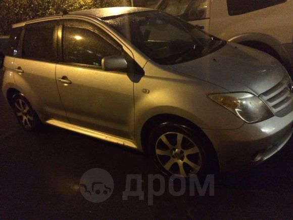  Toyota ist 2005 , 365000 , 