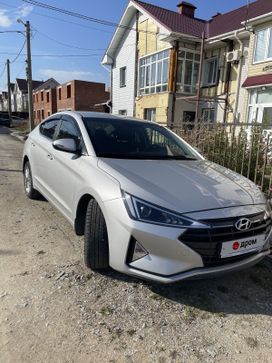  Hyundai Elantra 2019 , 1700000 , 