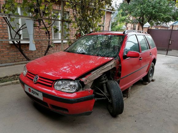  Volkswagen Golf 1999 , 100000 , 