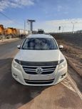 SUV   Volkswagen Tiguan 2010 , 710000 , 