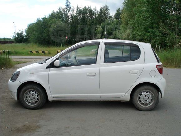  Toyota Vitz 2000 , 200000 , 