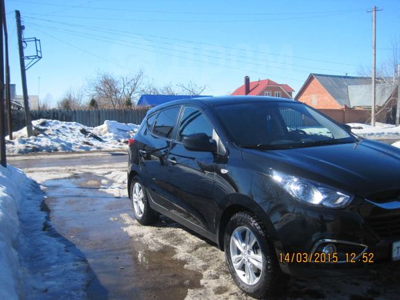 SUV   Hyundai ix35 2011 , 900000 , -