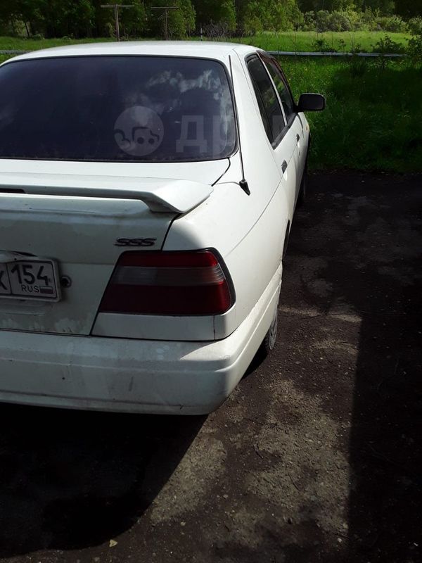  Nissan Bluebird 1996 , 100000 , 