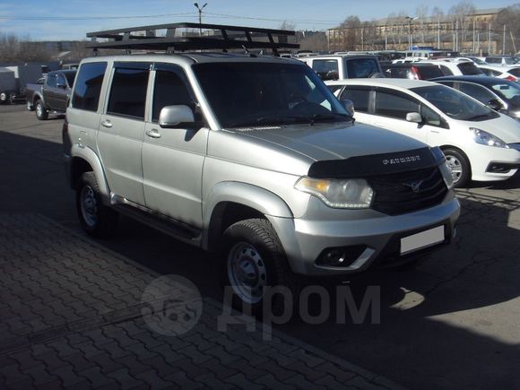 SUV     2015 , 465000 , 