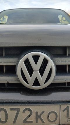 Пикап Volkswagen Amarok 2011 года, 1550000 рублей, Омск