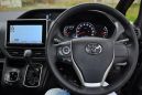    Toyota Voxy 2015 , 1600000 , 