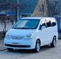    Nissan Serena 2003 , 300000 , 