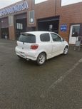  3  Toyota Vitz 2000 , 150000 , 