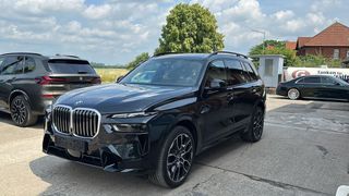 SUV или внедорожник BMW X7 2023 года, 15900000 рублей, Москва