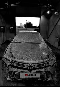 Седан Toyota Camry 2014 года, 2650000 рублей, Омск