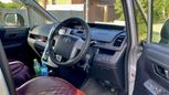    Toyota Voxy 2012 , 1135000 , 