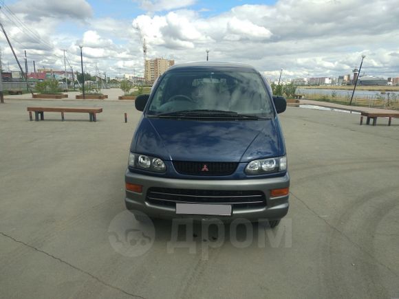    Mitsubishi Delica 2002 , 520000 , 