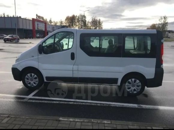    Renault Trafic 2011 , 1040000 , 