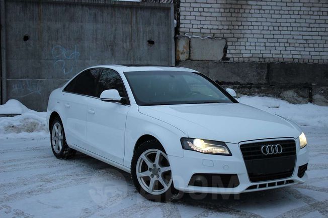  Audi A4 2009 , 880000 ,  