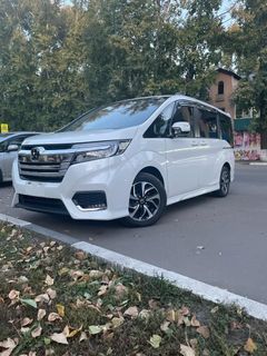 Минивэн или однообъемник Honda Stepwgn 2019 года, 2410000 рублей, Белогорск