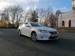 Седан Lexus ES300h 2012 года, 2597000 рублей, Кыштым