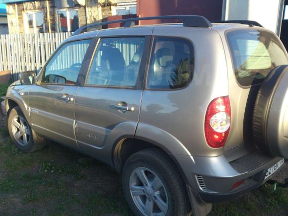 SUV   Chevrolet Niva 2013 , 505000 , 