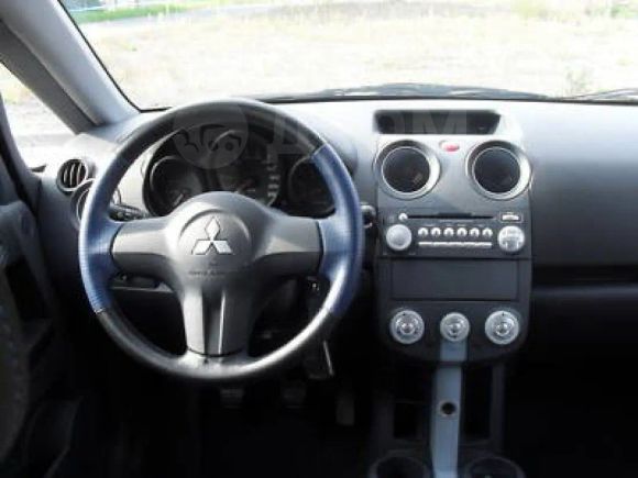  Mitsubishi Colt 2004 , 200000 , 