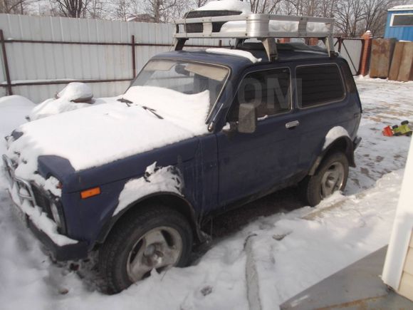 SUV    4x4 2121  2003 , 230000 , 