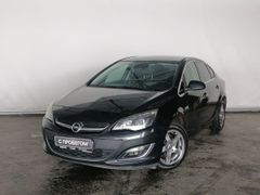 Седан Opel Astra 2013 года, 825000 рублей, Москва