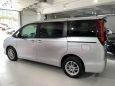    Toyota Noah 2014 , 1055000 , 