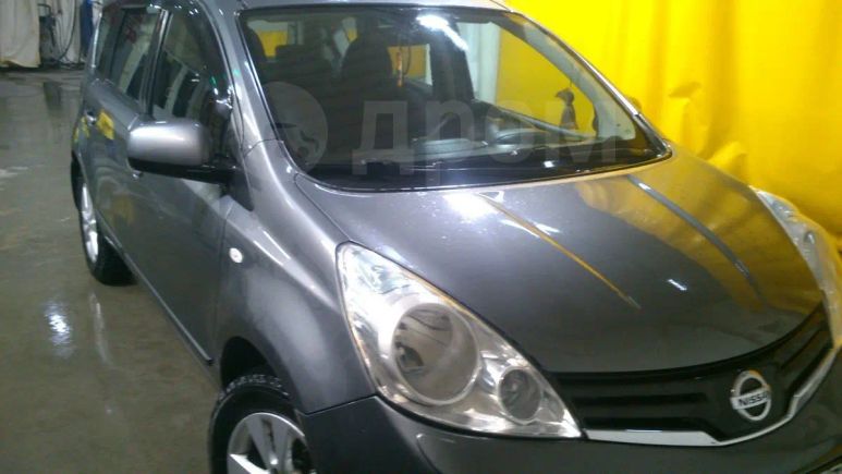  Nissan Note 2011 , 370000 , 