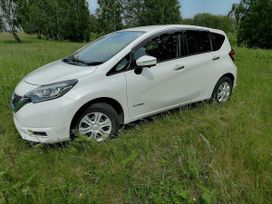  Nissan Note 2017 , 960000 , 