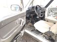 SUV    4x4 2131  2010 , 260000 , --