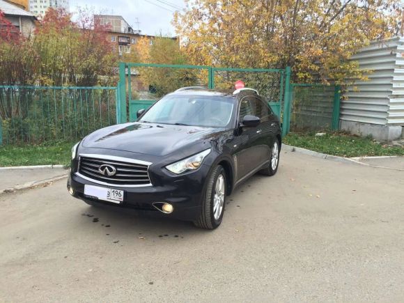 SUV   Infiniti FX30d 2012 , 1870000 , 