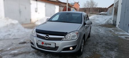  Opel Astra Family 2012 , 620000 , 