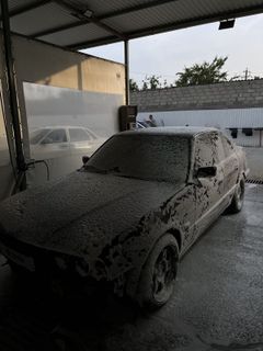 Седан BMW 5-Series 1993 года, 285000 рублей, Махачкала