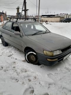 Седан Toyota Corolla 1991 года, 99000 рублей, Куйбышев