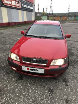  Volvo V40 1997 , 90000 , 