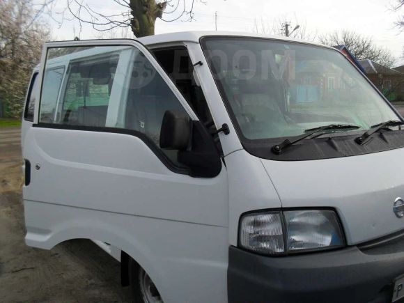    Nissan Vanette 2004 , 320000 , 