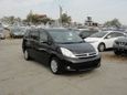    Toyota Isis 2010 , 677000 , 