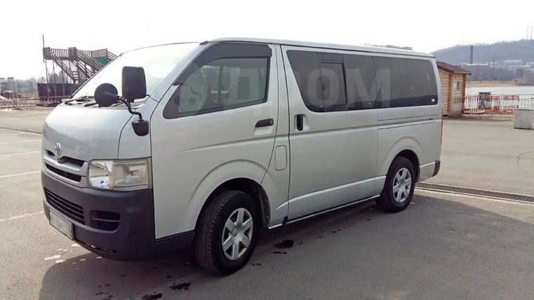    Toyota Hiace 2008 , 910000 , 