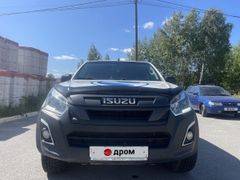 Пикап Isuzu D-MAX 2019 года, 3000000 рублей, Берёзовский