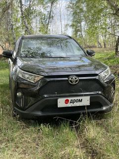SUV или внедорожник Toyota RAV4 2020 года, 4500000 рублей, Тарко-Сале