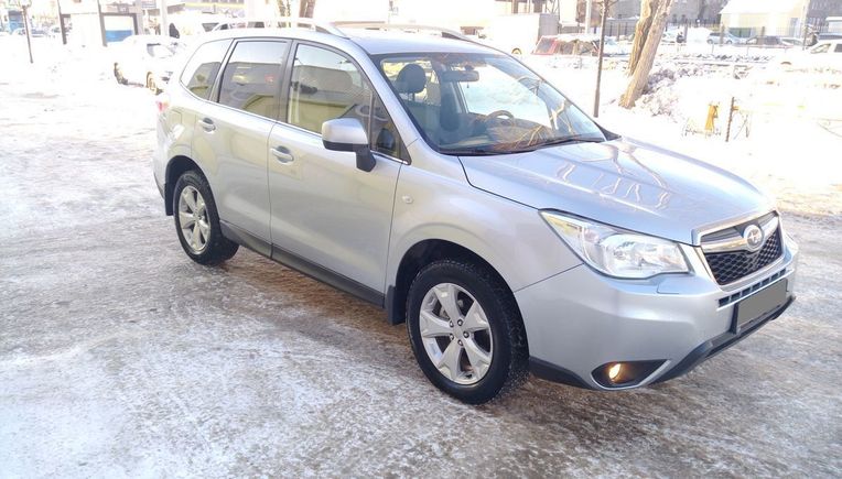 SUV   Subaru Forester 2014 , 1299000 , 