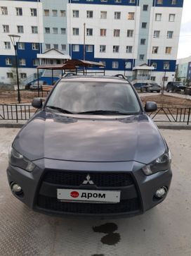 SUV   Mitsubishi Outlander 2011 , 860000 , 