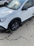Седан Renault Logan Stepway 2022 года, 1900000 рублей, Москва