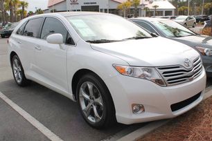 SUV   Toyota Venza 2010 , 1097000 , -