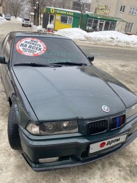 Седан BMW 3-Series 1992 года, 400000 рублей, Вольск