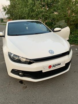  3  Volkswagen Scirocco 2010 , 640000 , 