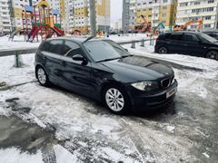 Хэтчбек BMW 1-Series 2007 года, 890000 рублей, Красноярск