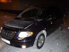    Chrysler Town and Country 2005 , 470000 , 