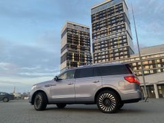 SUV или внедорожник Lincoln Navigator 2019 года, 10000000 рублей, Екатеринбург