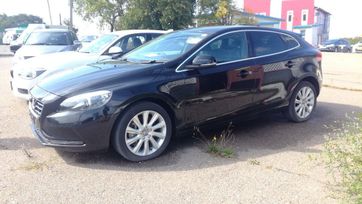  Volvo V40 2016 , 950000 , 