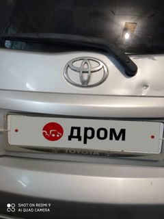 Хэтчбек Toyota ist 2002 года, 590000 рублей, Красноярск